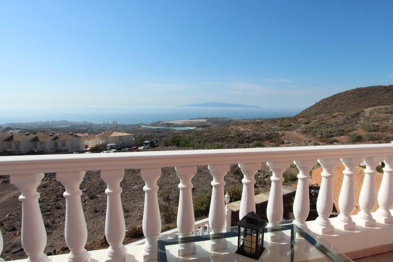 Vivatenerife - With Pool, Jacuzzi And Sea View Villa Chayofa